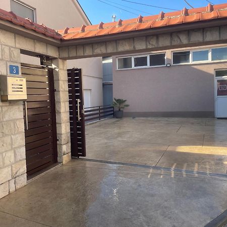 Apartman Sirena Τρέμπινιε Εξωτερικό φωτογραφία