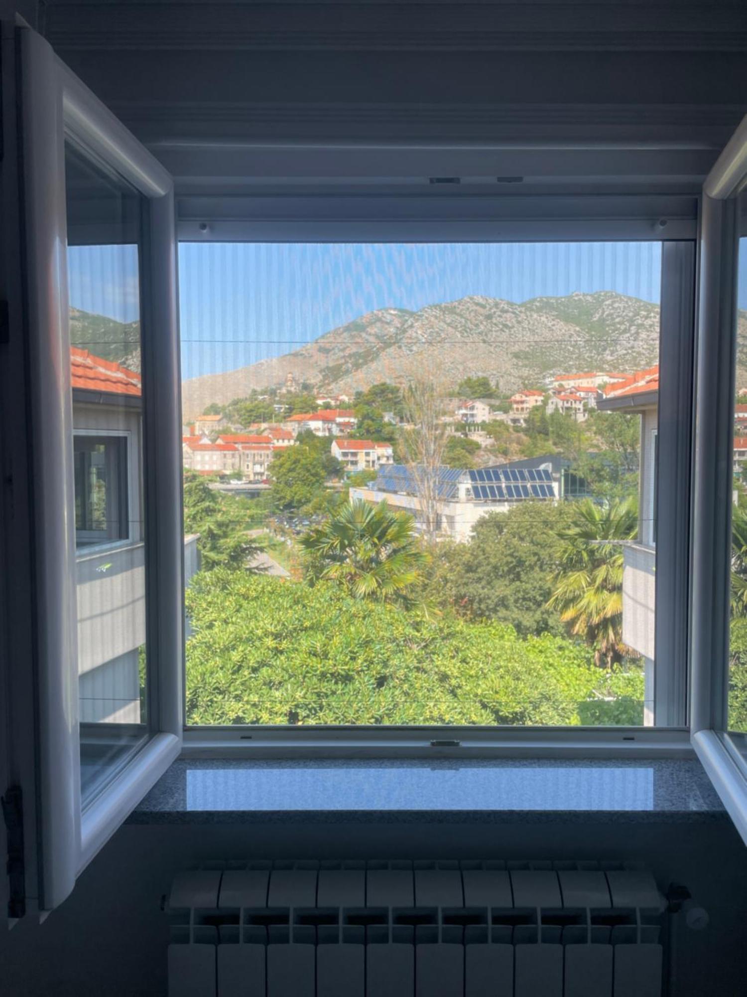Apartman Sirena Τρέμπινιε Εξωτερικό φωτογραφία