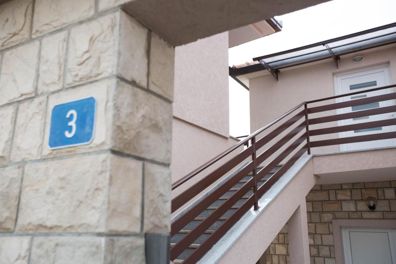 Apartman Sirena Τρέμπινιε Εξωτερικό φωτογραφία
